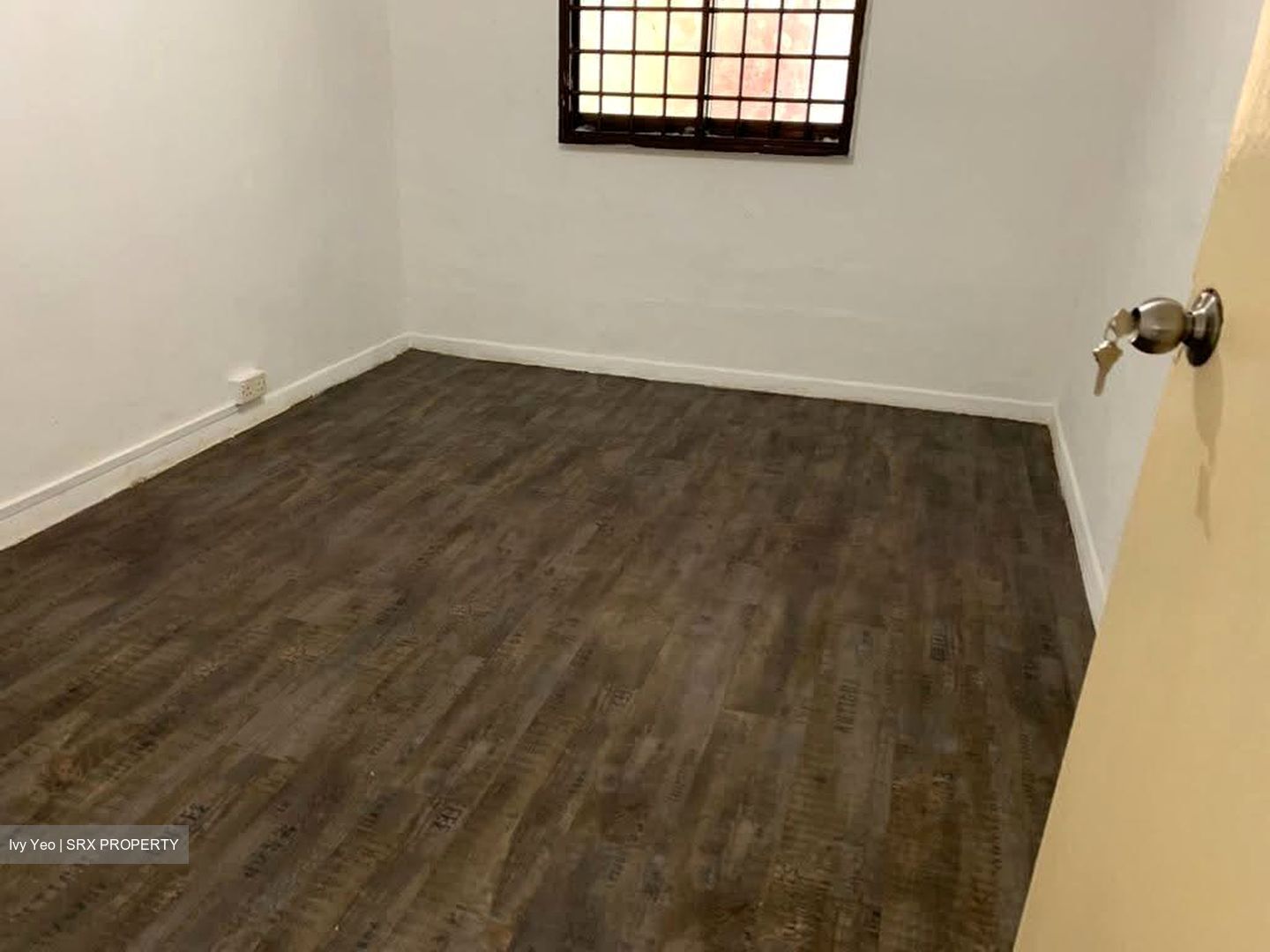 Hougang Avenue 3 (D19), Shop House #563991311